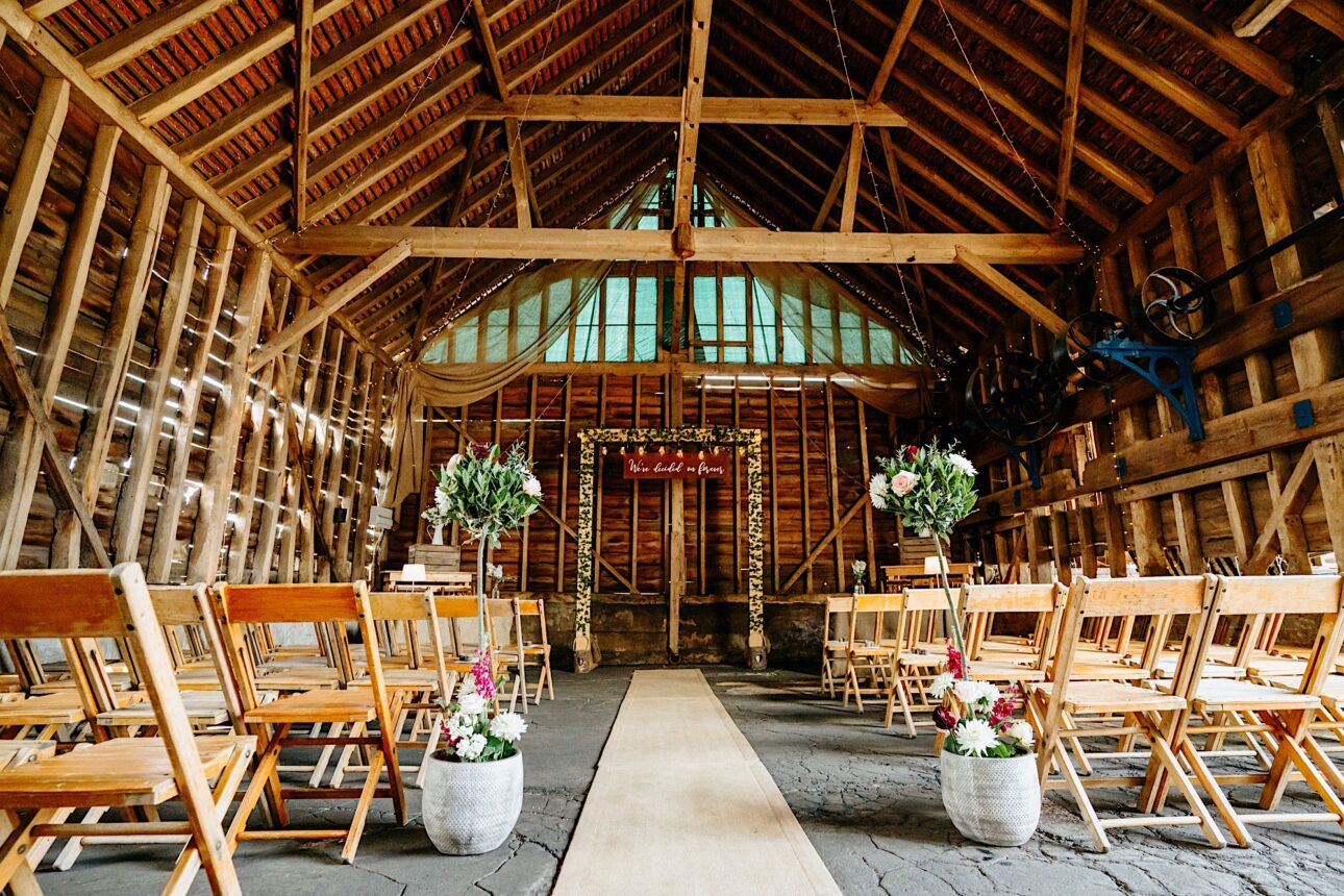 00008 the barms at lodge farm wedding photography