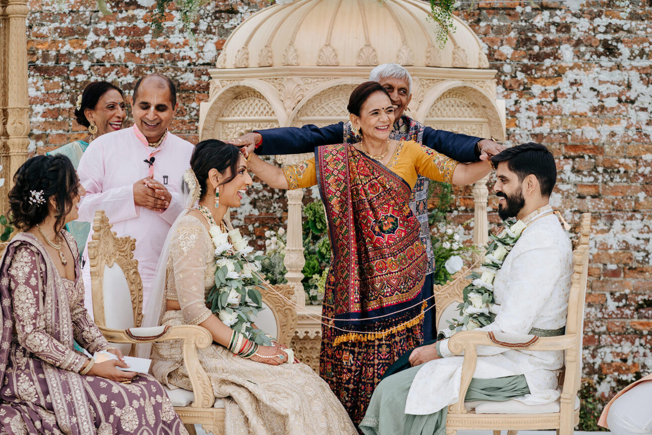 Priya Nikul Braxted Park Hindu wedding0030 1