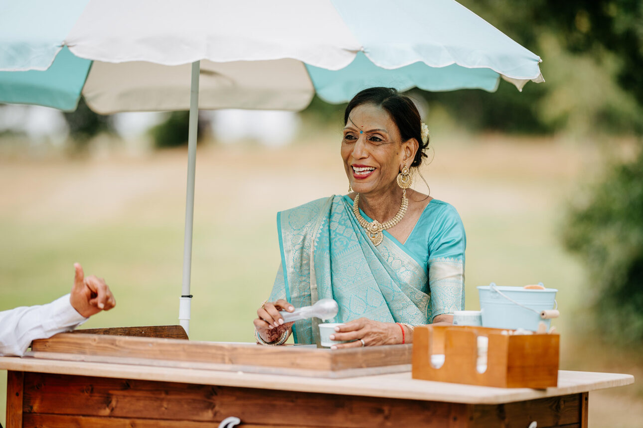 Priya Nikul Braxted Park Hindu wedding0061 1