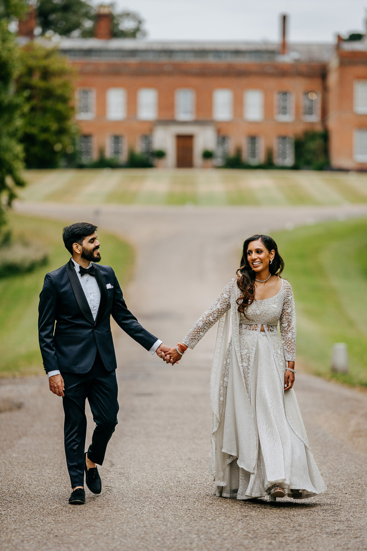 Priya Nikul Braxted Park Hindu wedding0071 1