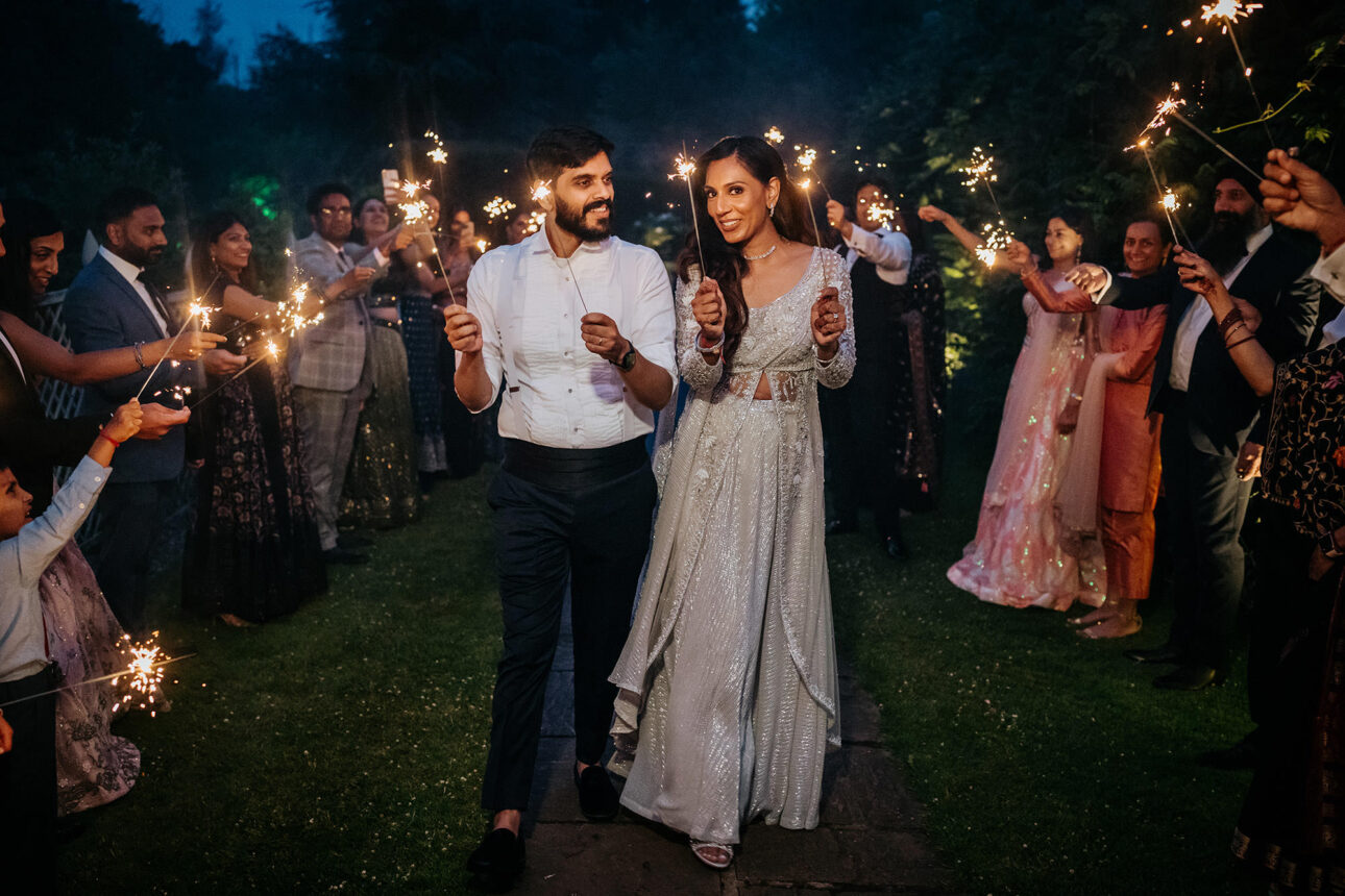 Priya Nikul Braxted Park Hindu wedding0087 1